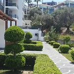 Dreamy Luxury Duplex With A Special View And 300 Meters Of Private Garden Apartament