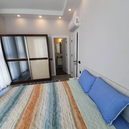 Dreamy Luxury Duplex With A Special View And 300 Meters Of Private Garden *