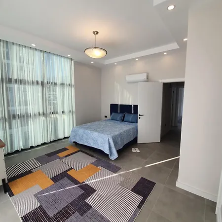 Dreamy Luxury Duplex With A Special View And 300 Meters Of Private Garden *