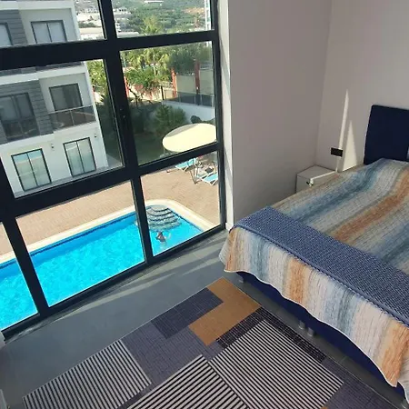 Dreamy Luxury Duplex With A Special View And 300 Meters Of Private Garden Апартаменти Аланія