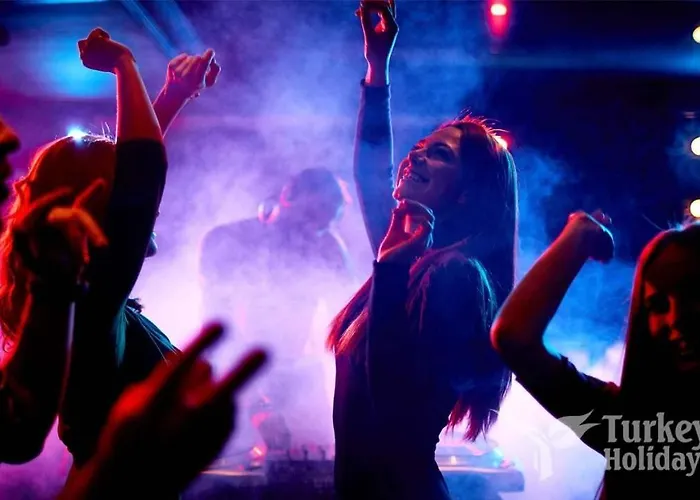 Апартаменти Dreamy Luxury Duplex With 300 Meters Of Private Garden