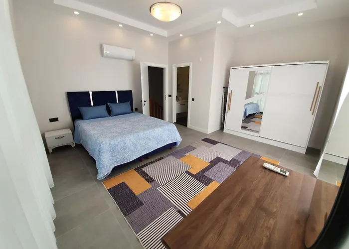 Dreamy Luxury Duplex With 300 Meters Of Private Garden * Аланія