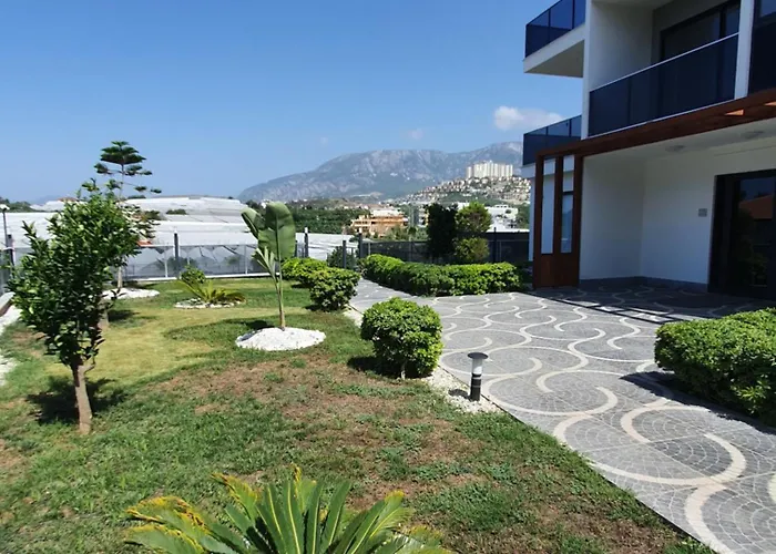 Апартаменти Dreamy Luxury Duplex With 300 Meters Of Private Garden *