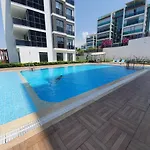 Dreamy Luxury Duplex With A Special View And 300 Meters Of Private Garden Apartament Alanya