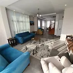Dreamy Luxury Duplex With A Special View And 300 Meters Of Private Garden Apartman Alanya