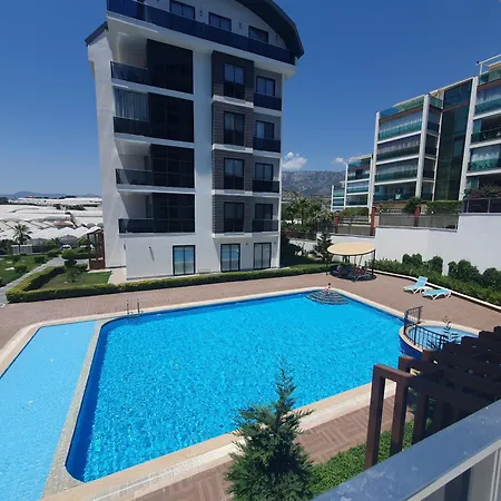 Dreamy Luxury Duplex With A Special View And 300 Meters Of Private Garden * Alanya