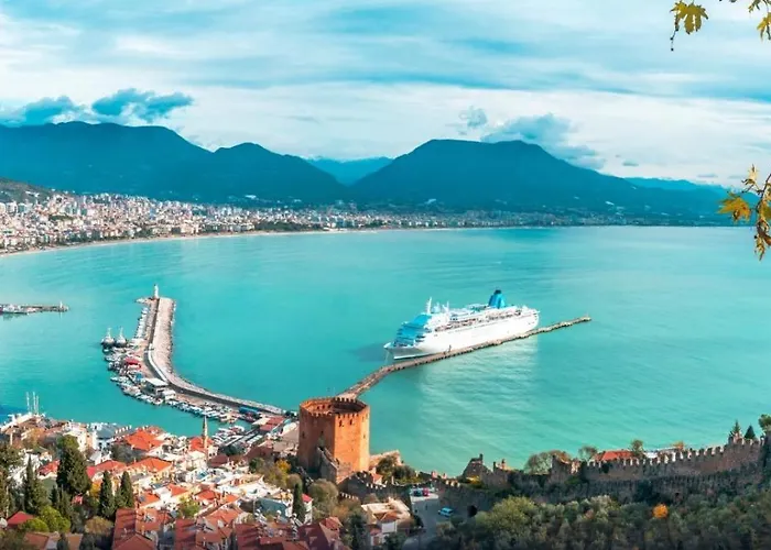 Dreamy Luxury Duplex With A Special View And 300 Meters Of Private Garden * Alanya